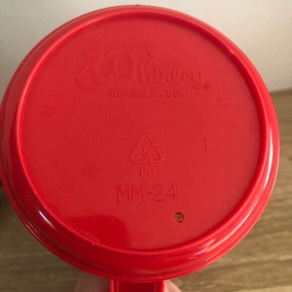 Chick- Fil- A Coca- Cola Logo Travel Mug By Whirley 2003 With Two Cow Plush Toys - Picture 3 of 7